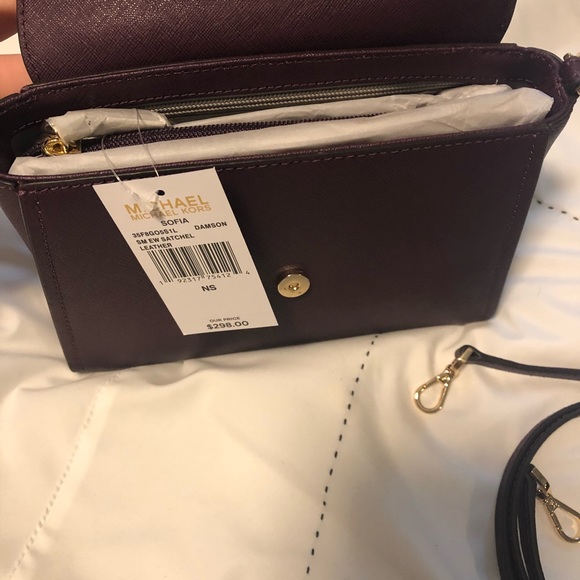 Michael kors purse - Picture 3 of 4